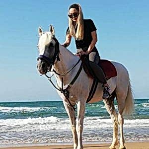 Kumsal Atlıtur 2 Saat